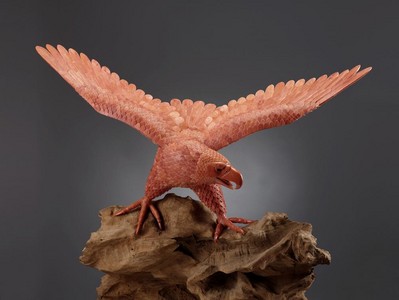 綺麗珊瑚 - 《鵬程萬里》稀世珍貴、展現(xiàn)完美工藝來自深海的紅珊瑚作品